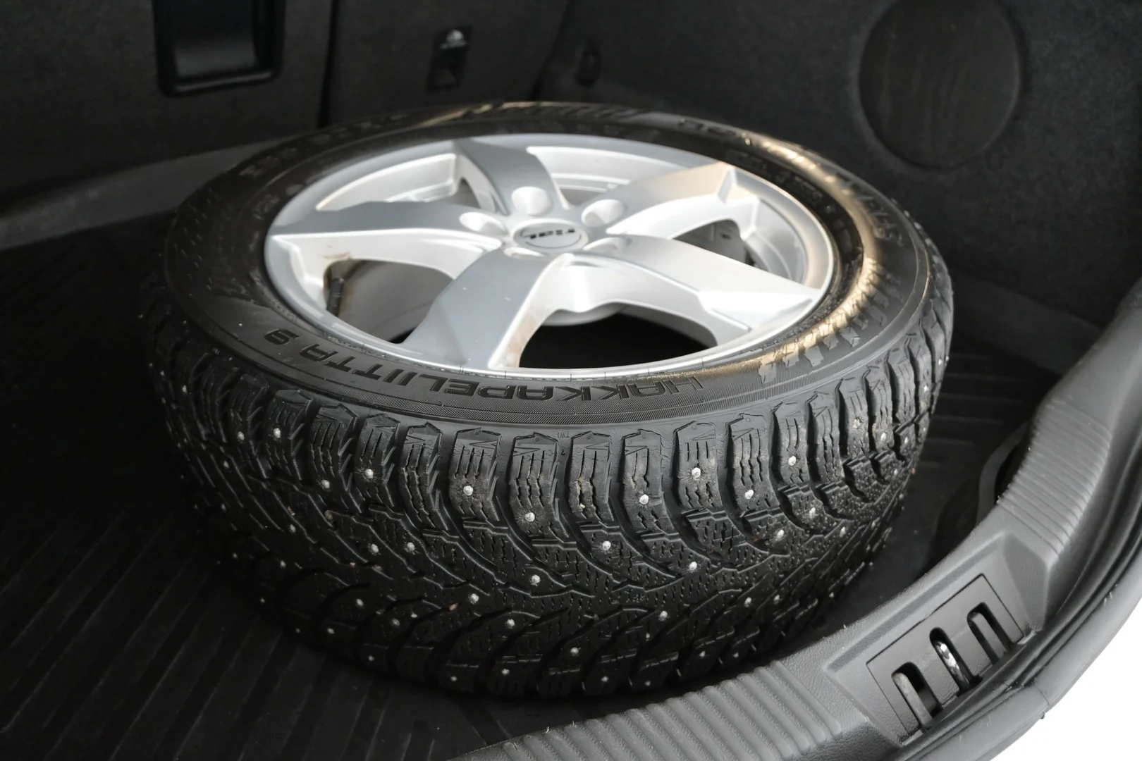 Car Image - 5XYTyAP5RneZygYeT55rAK