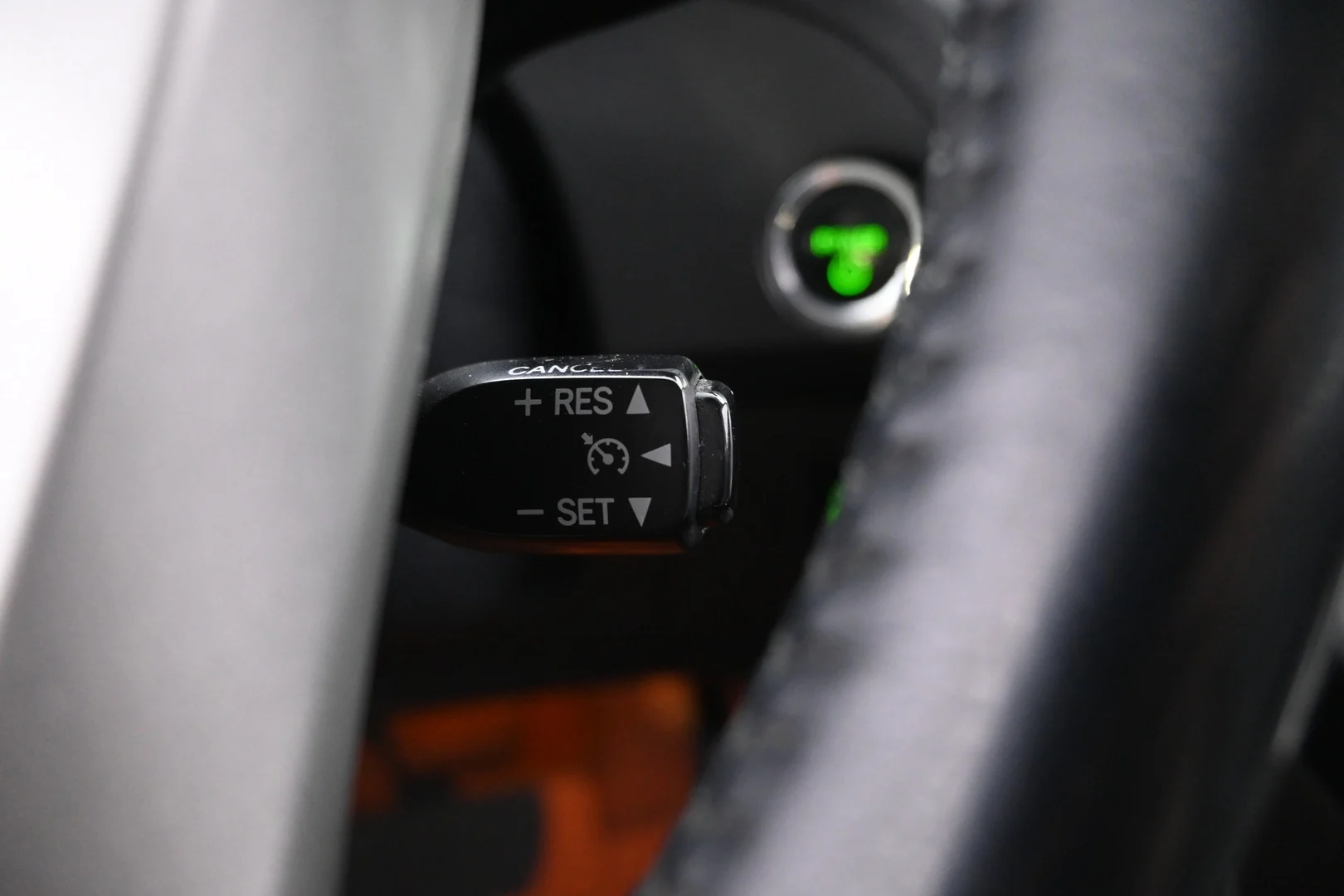 Car Image - 6bFmOXT0JdrAC1z85hnRrL