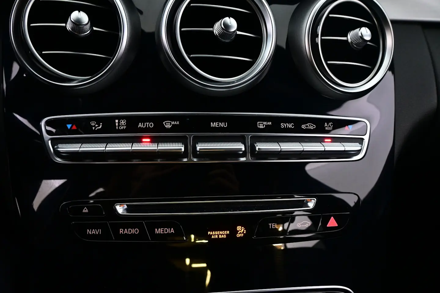 Car Image - 6n6mwhUn9Nc0nxek0Gphkm