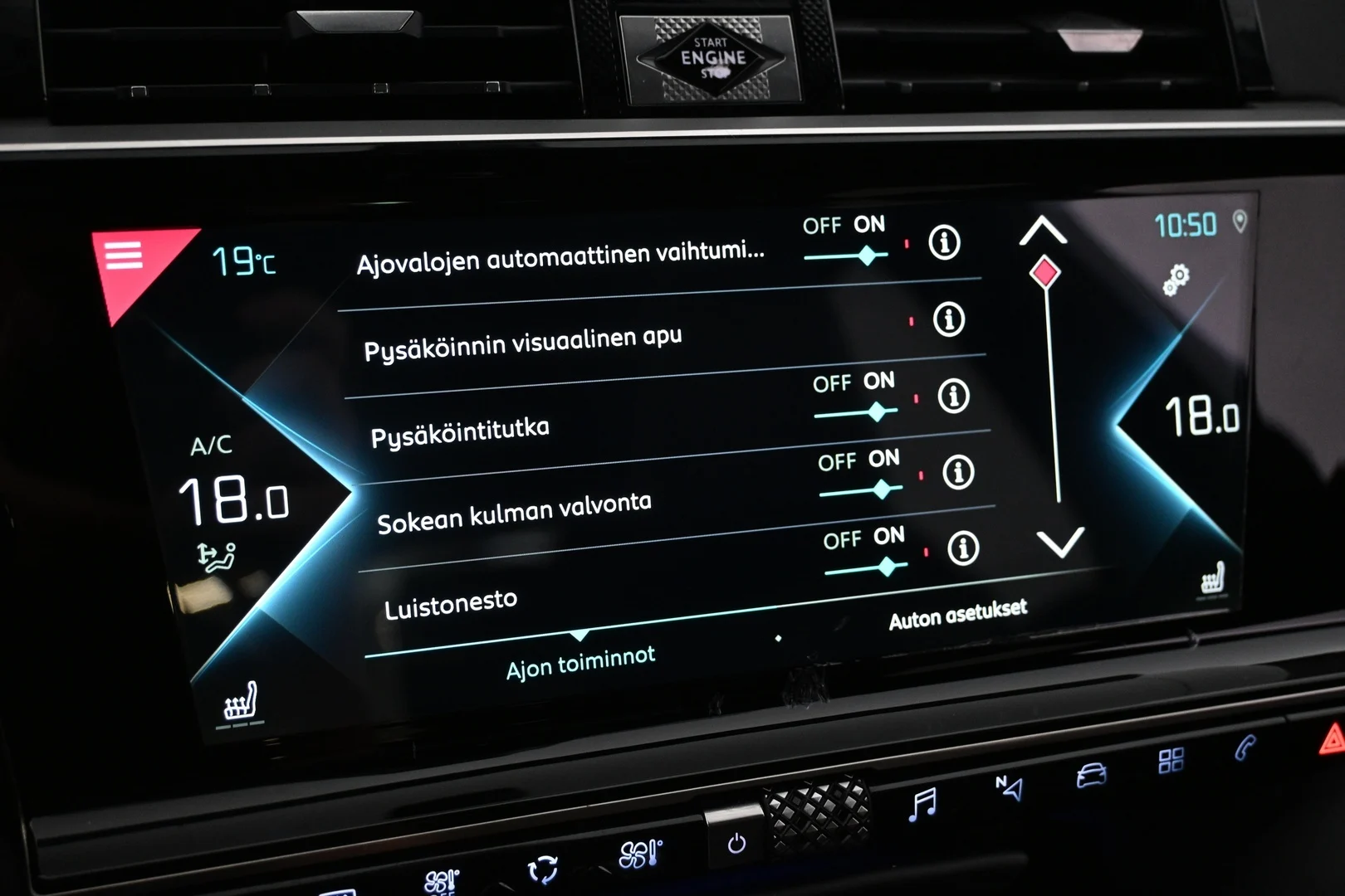 Car Image - 6RLyp1hh0cBLjpz1Xv8WRy