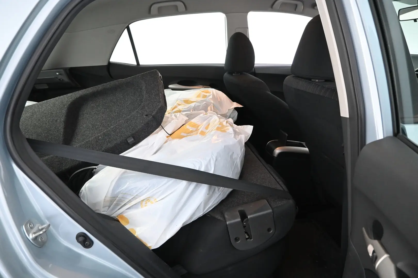 Car Image - n1fF1Q7eegPF6NBWN2uaK