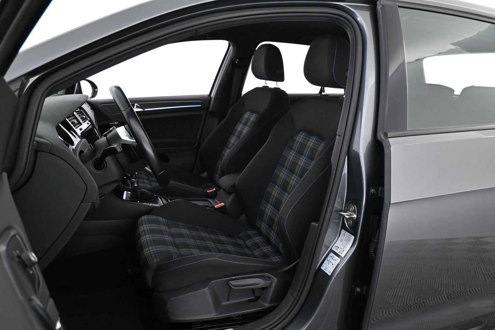 Car Image - 2dvUuWSm3NhRQcbWgSULSk