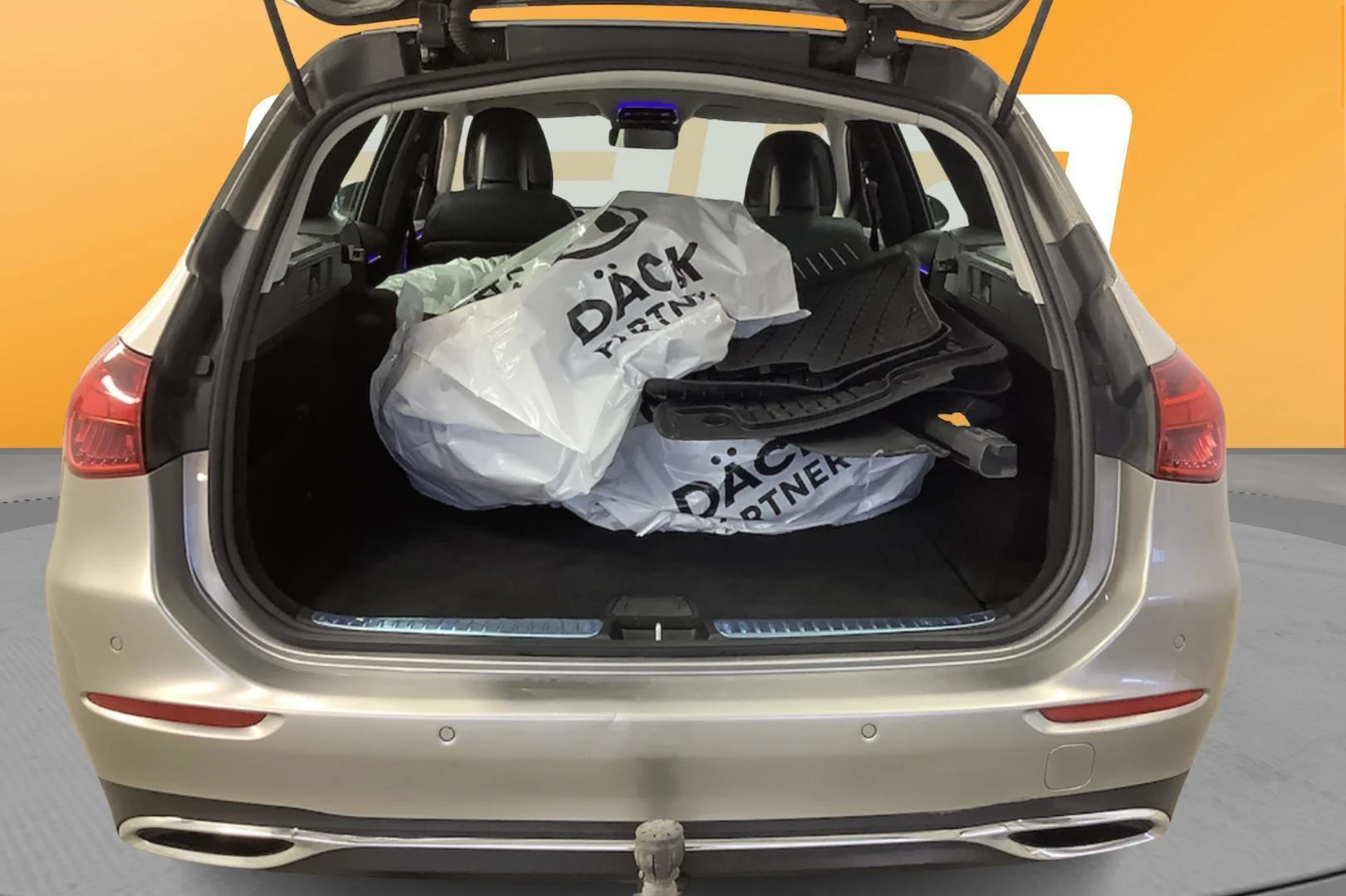 Car Image - 6DgI32YW7tE7wl8wao0DF