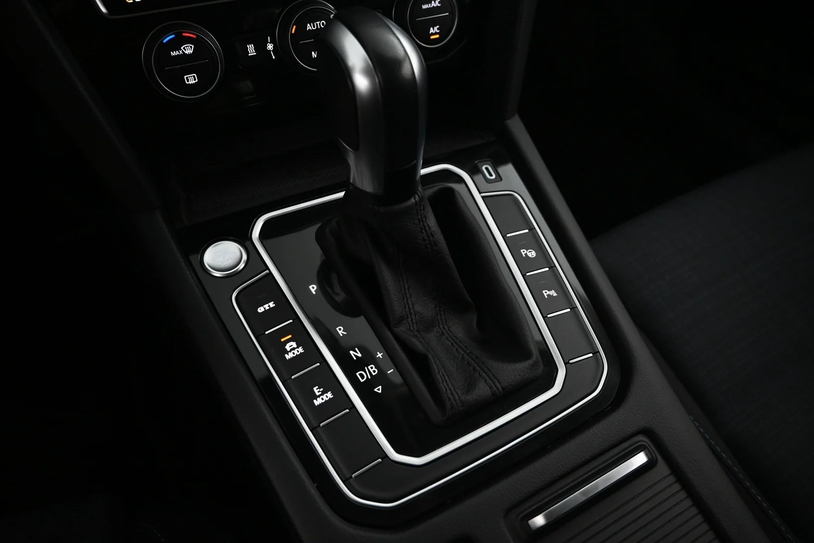 Car Image - 44Cy5i6oENg8V20nZ5DVJJ