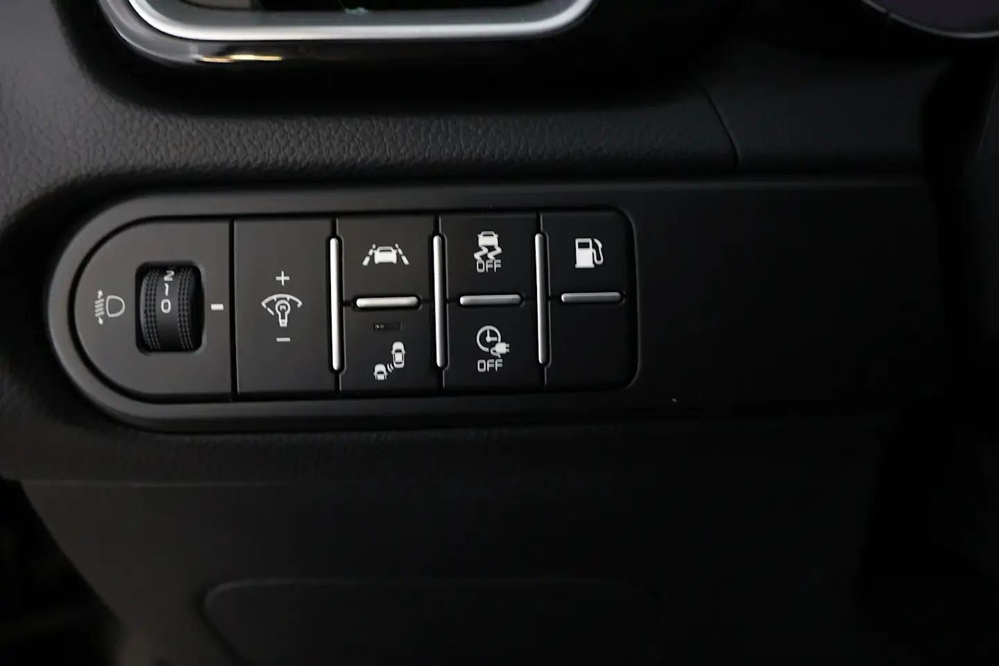 Car Image - 1pq6akW8FnEe32g7gobjtQ