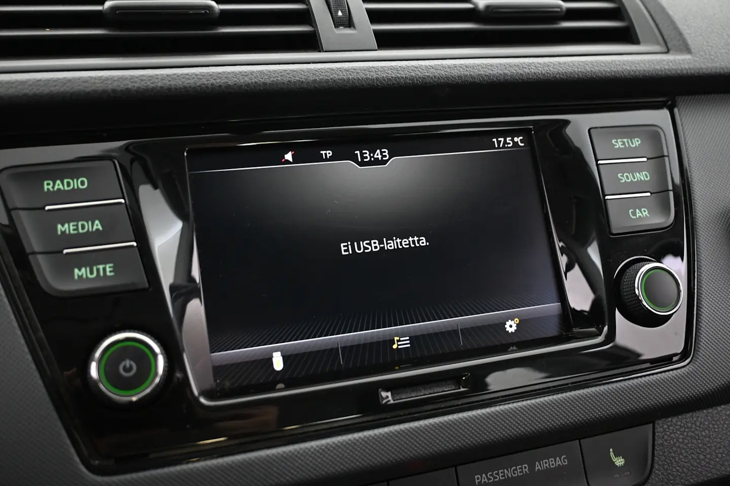 Car Image - uJbqobai3BkurtKDWKrjc