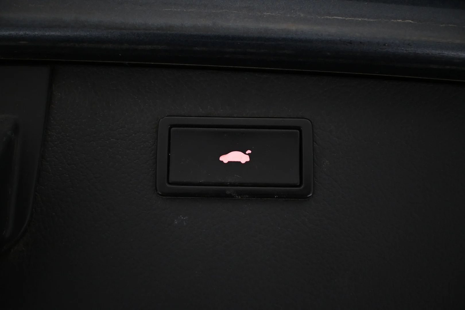 Car Image - 60e7wpUUPFtCAsQNbyadXB
