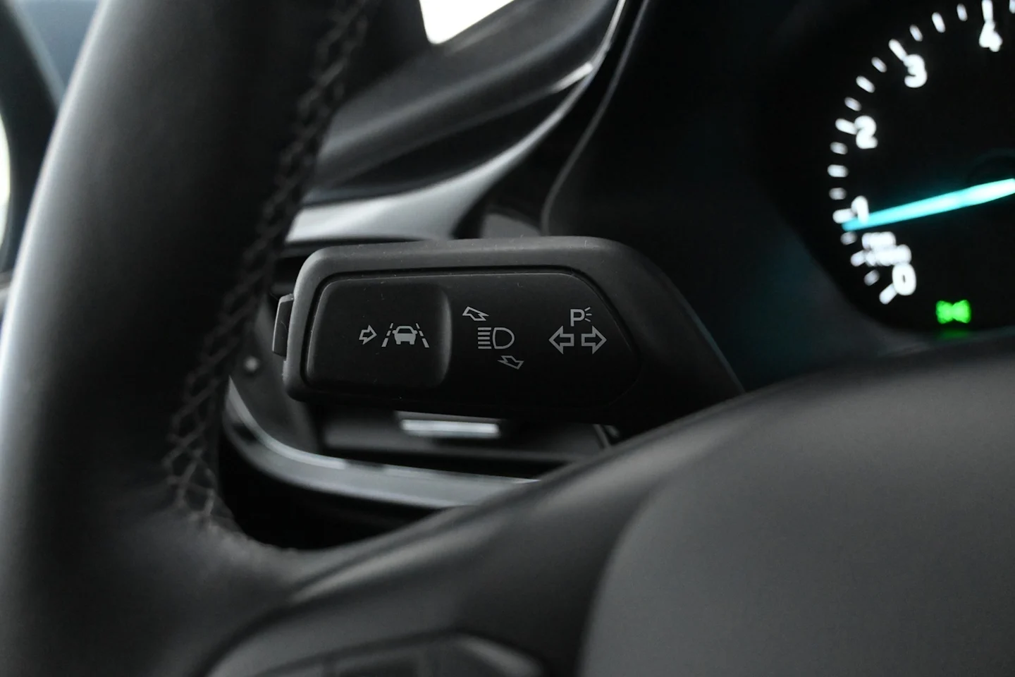 Car Image - 7Kmx55kKmZbqVykgPtc0av
