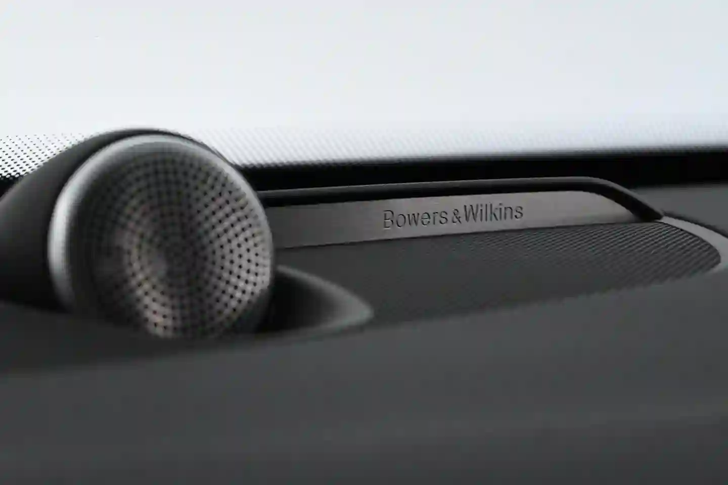 Car Image - 7h8SUBjdtpQz7vkv2F3MgF