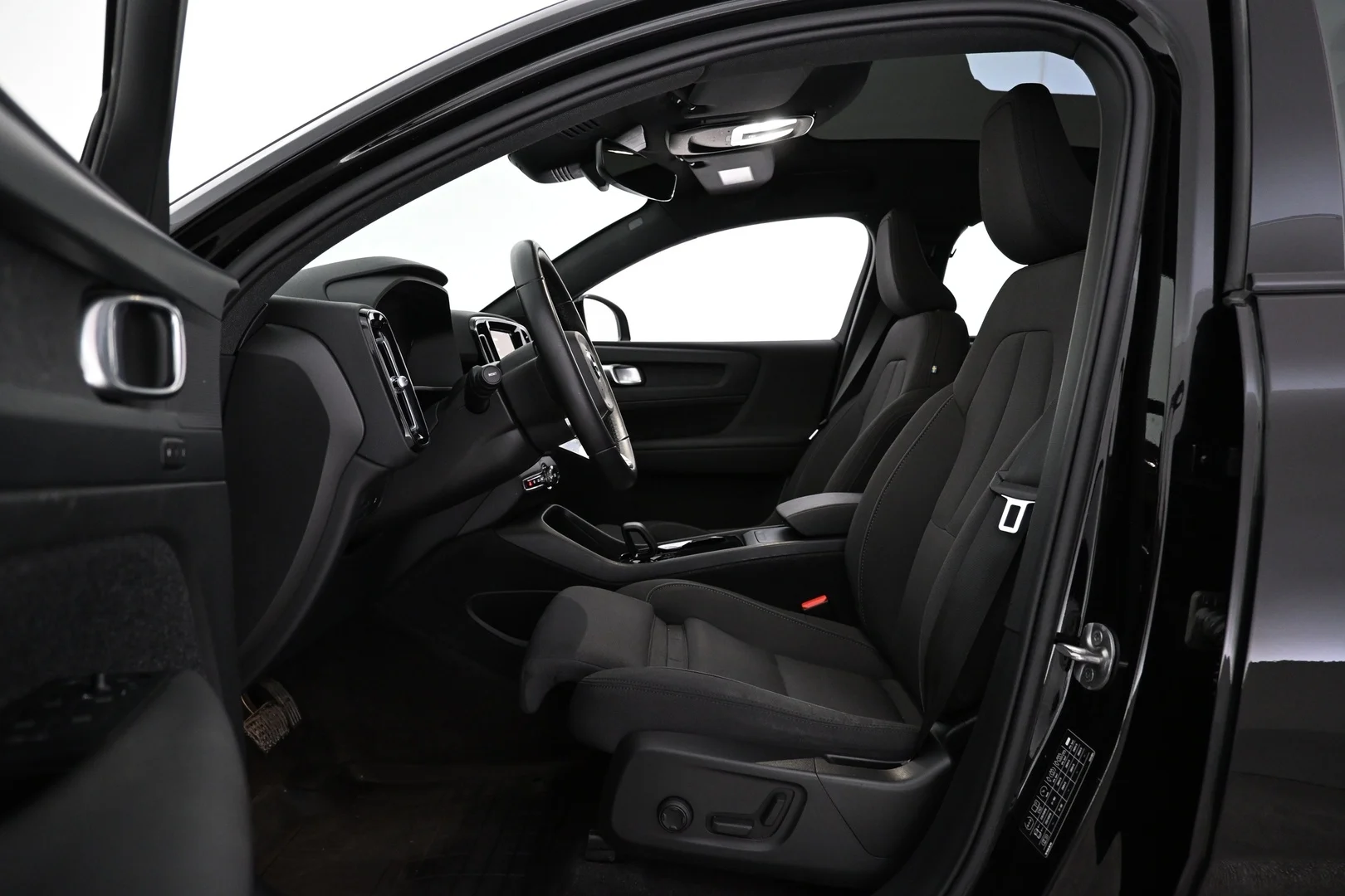 Car Image - 2iIi0eN5oZAIKqCTStebo