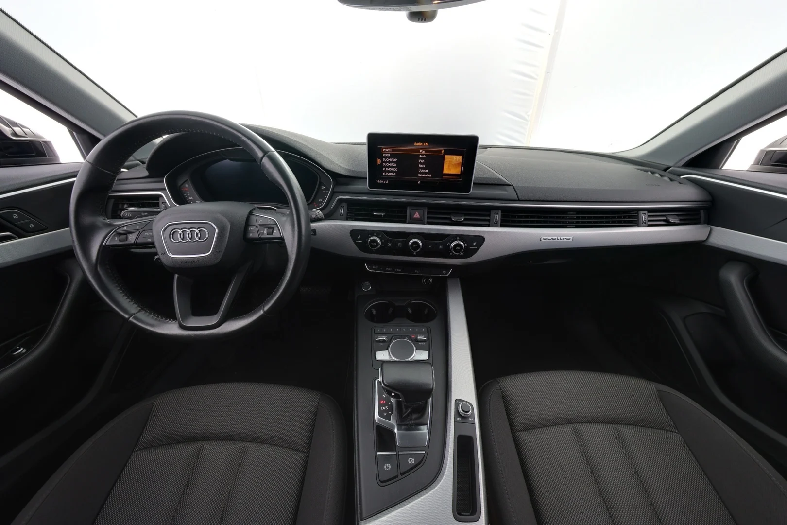 Car Image - 5GMxG1GYFYx09TM2DthgjV
