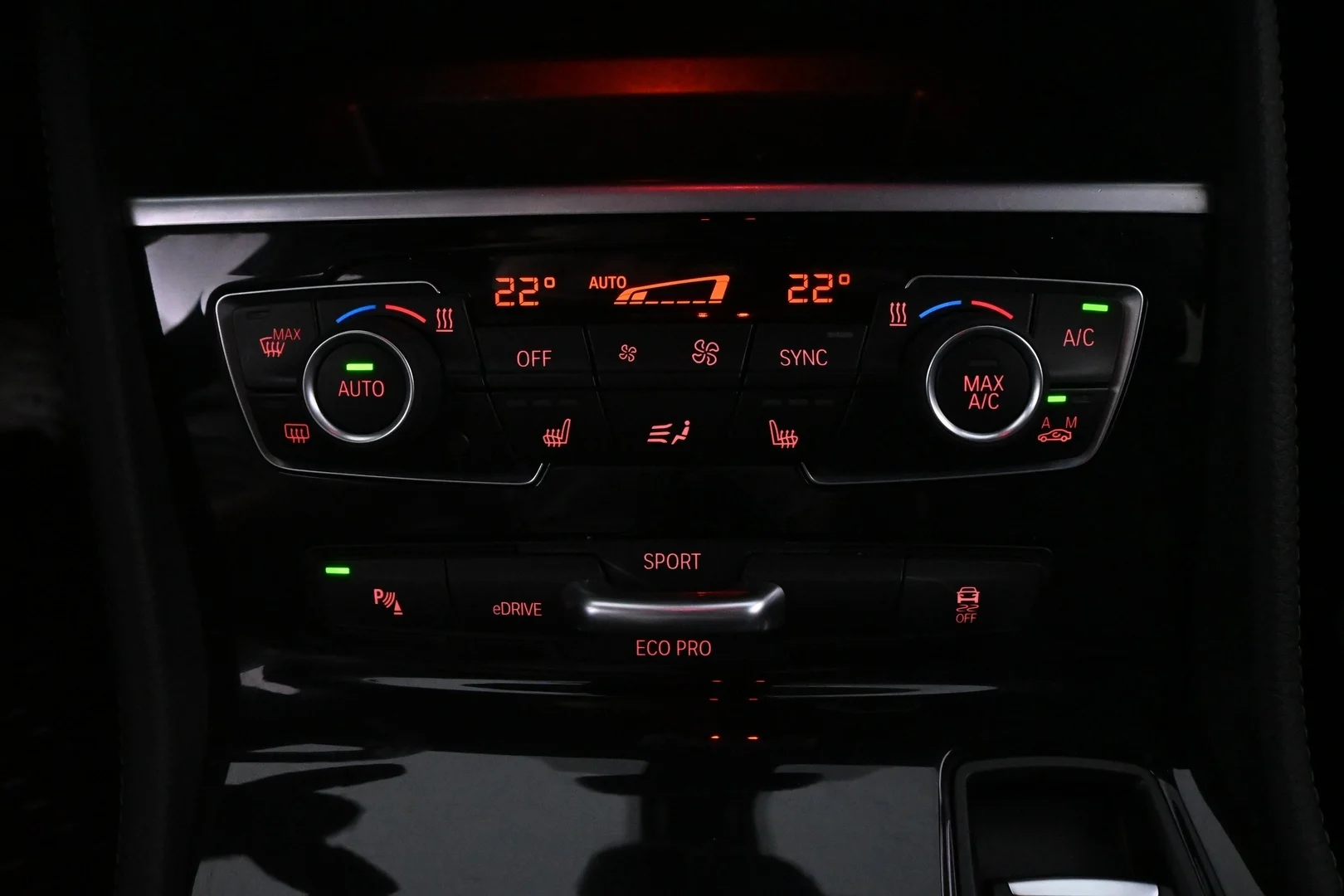 Car Image - fIZ03KGN7Mu4uGEDF4Ukw