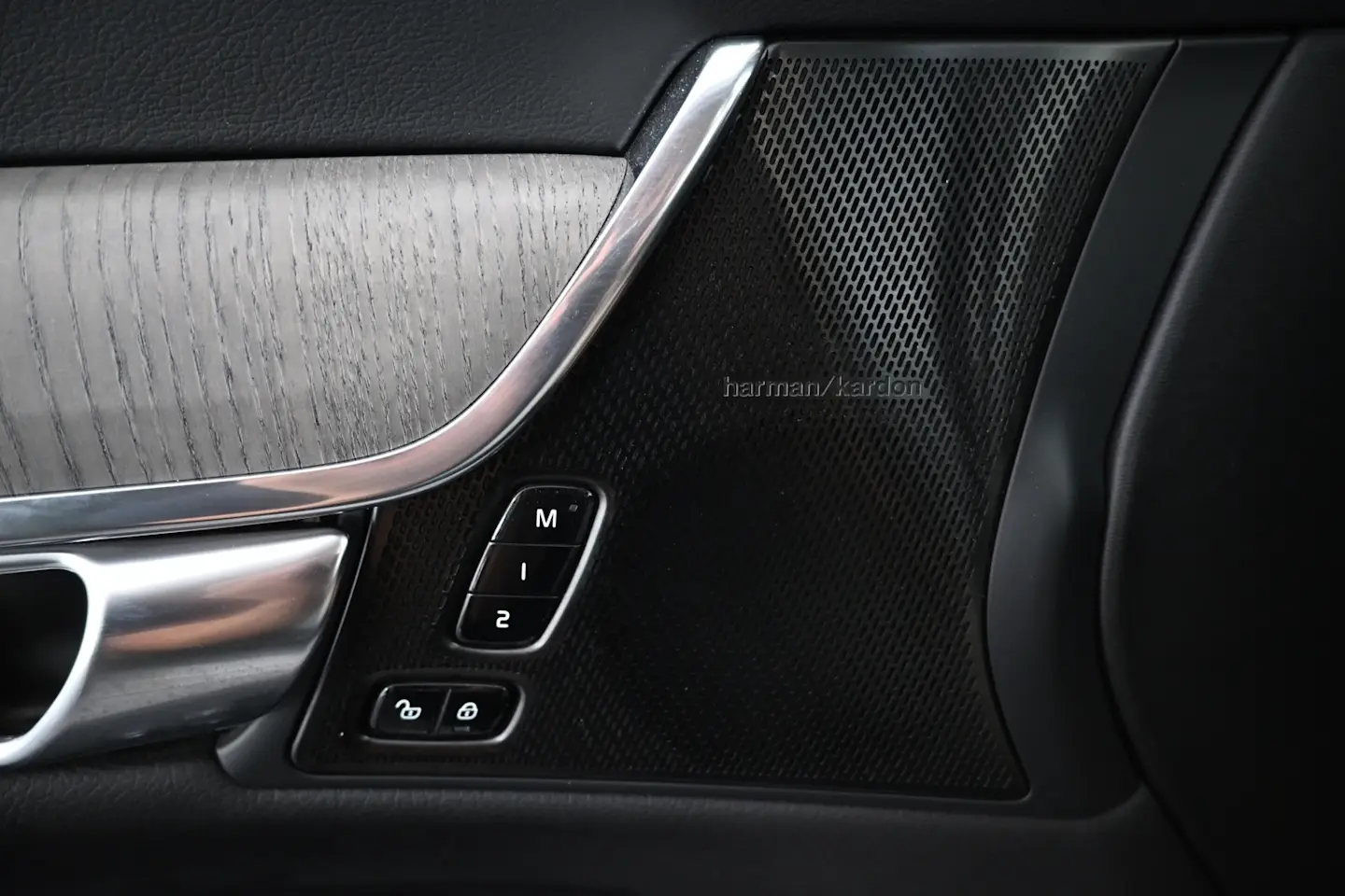 Car Image - 6QL7dHFukHTZcdM1cWh70G