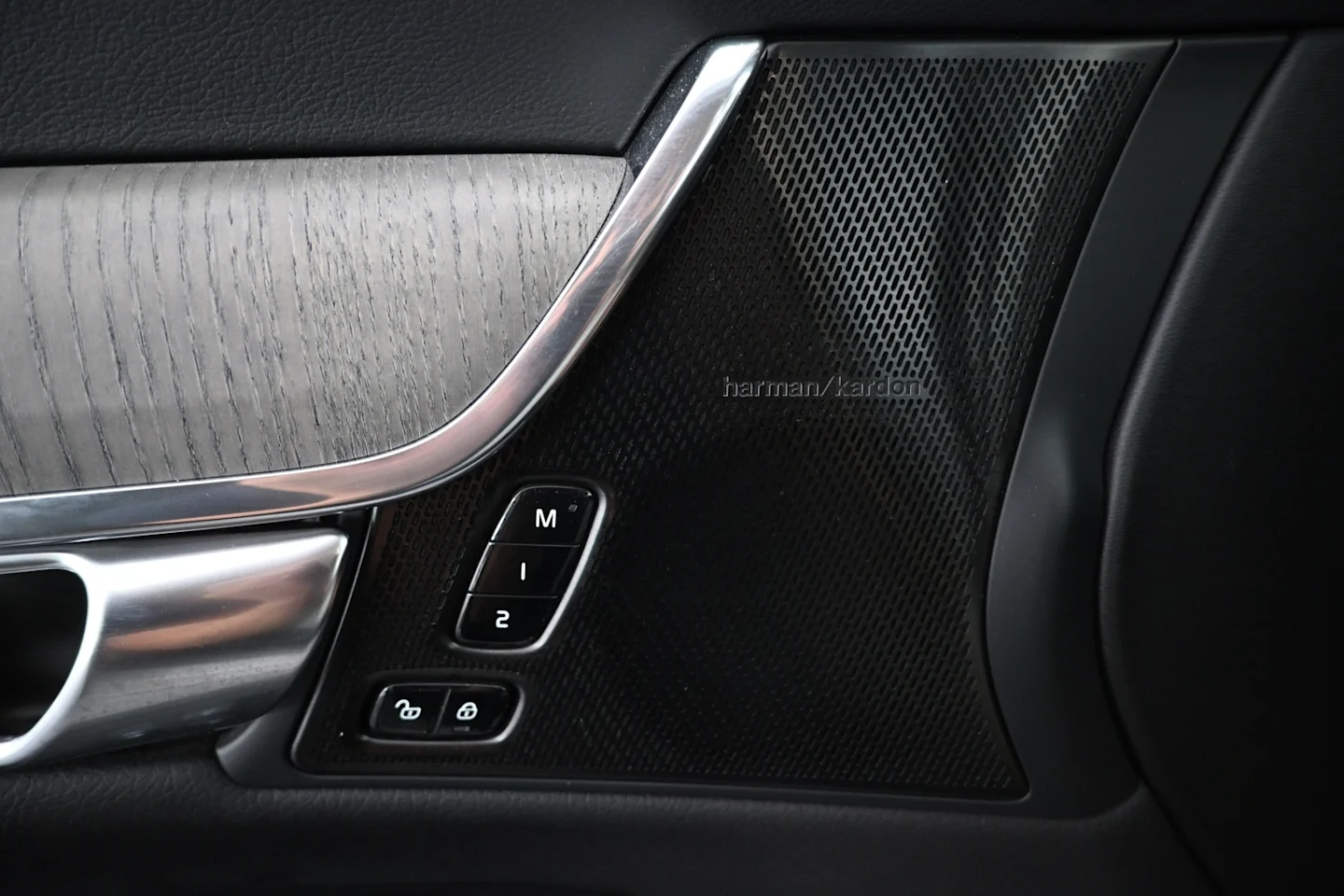 Car Image - 6QL7dHFukHTZcdM1cWh70G