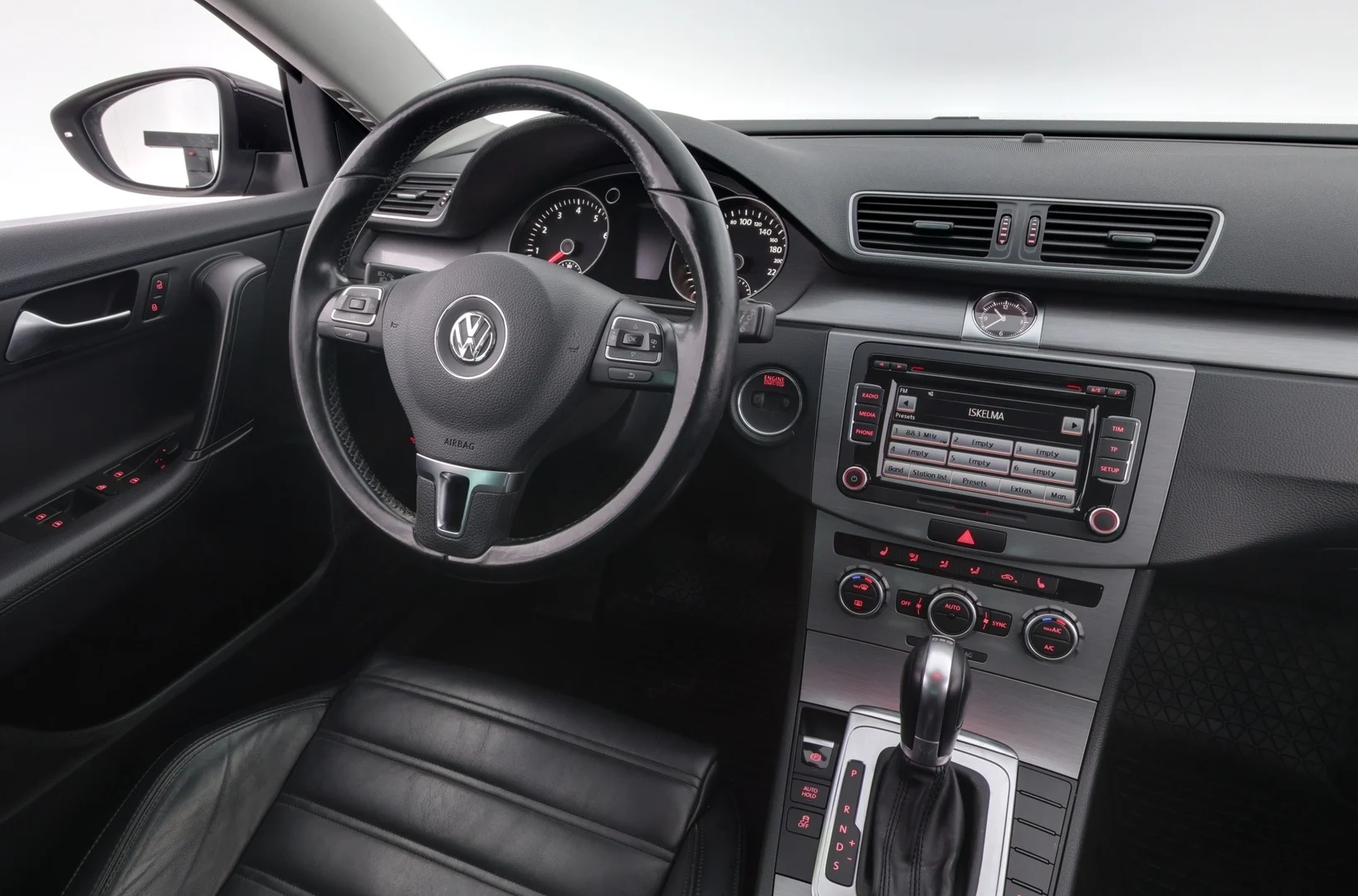 Car Image - 5Nhz8y2aW4YcjxEI20pDiy