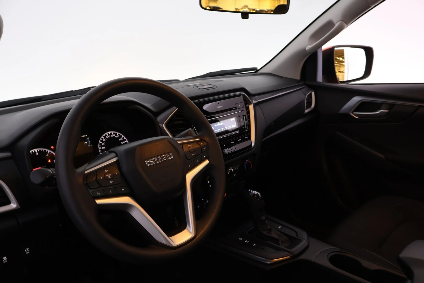 Car Image - 2amRRoi4LYCDxH8AOvYjny