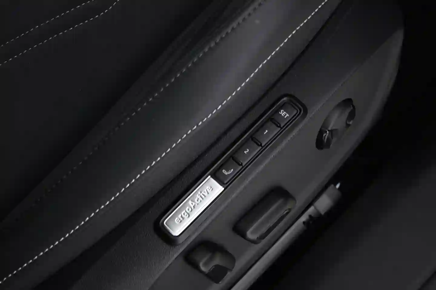 Car Image - 3WA0w2JlFmLKBLIH7T5iMe