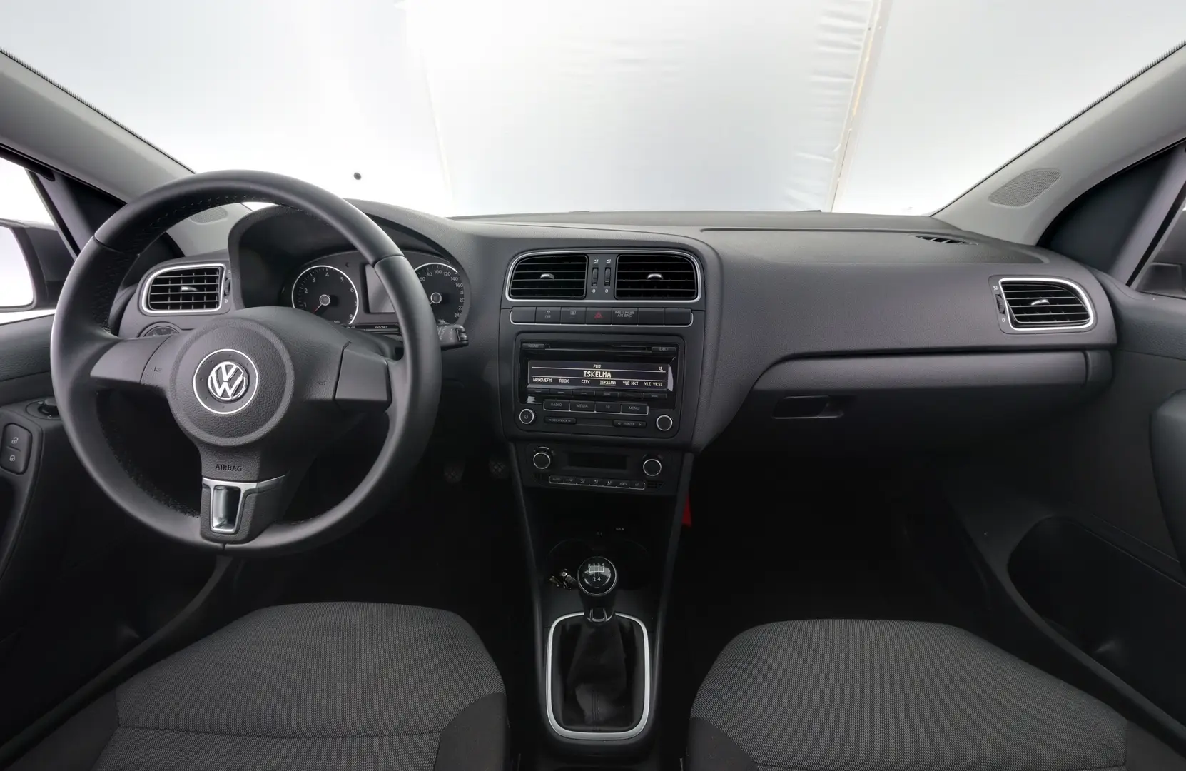 Car Image - 4gJQ4W1tkR13AzdGiwLUsw