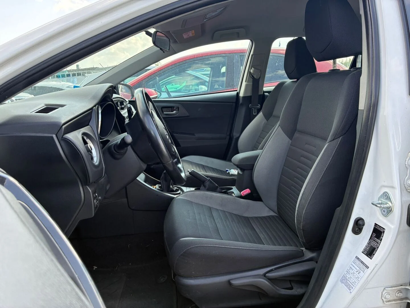 Car Image - 3ECY6r7Zs7JWDcYUurGjcR