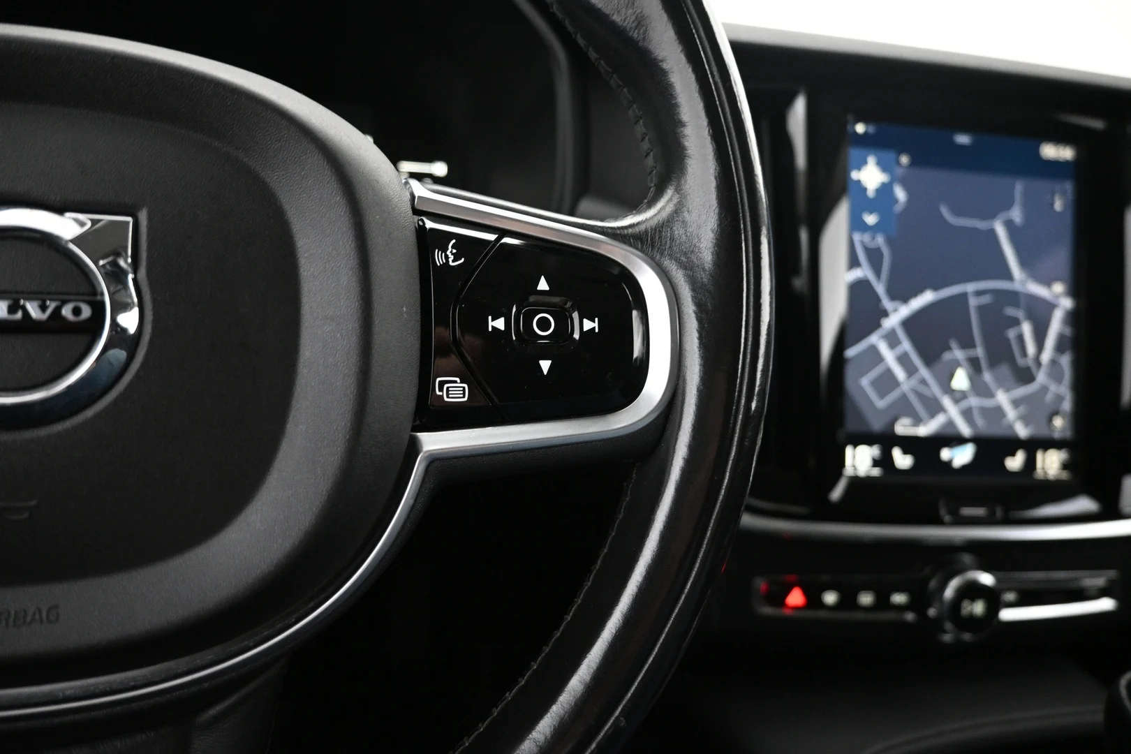Car Image - 5C1hNHbrfauaWXbQhHO7Ks