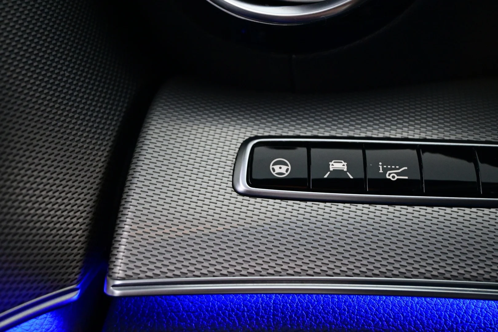 Car Image - 7EoH0f5BAm6Jyza0awTajT