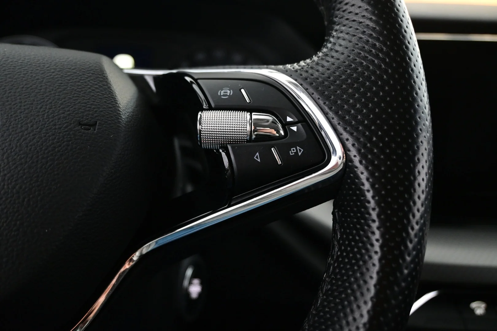 Car Image - 3uVMtxJLzb5wDMudNg5px9