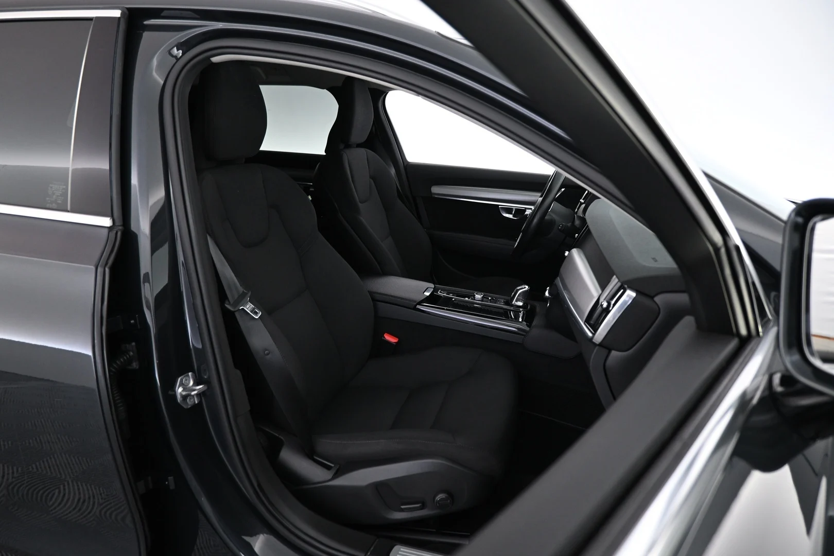 Car Image - 5pYcZLHqQvjZT1u6wNxLDa