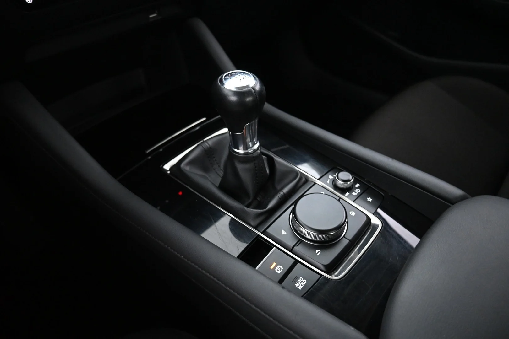 Car Image - 5Kt2hhSAw5TpO9WhbKgJWU