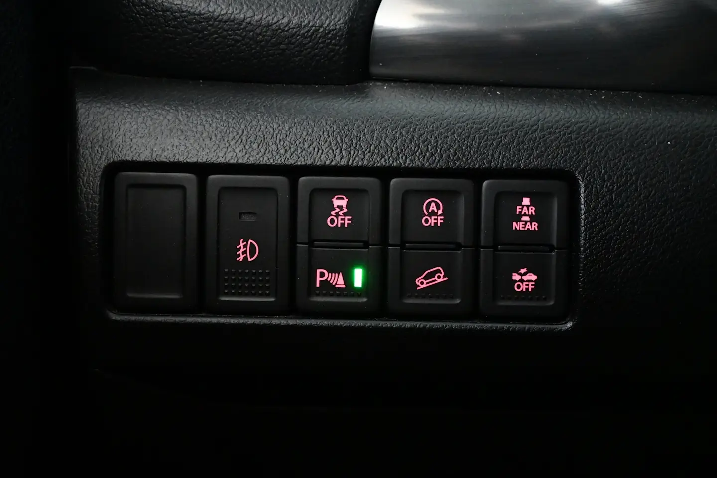 Car Image - 4TB0QXMC8DNV7EF4xBS1gi