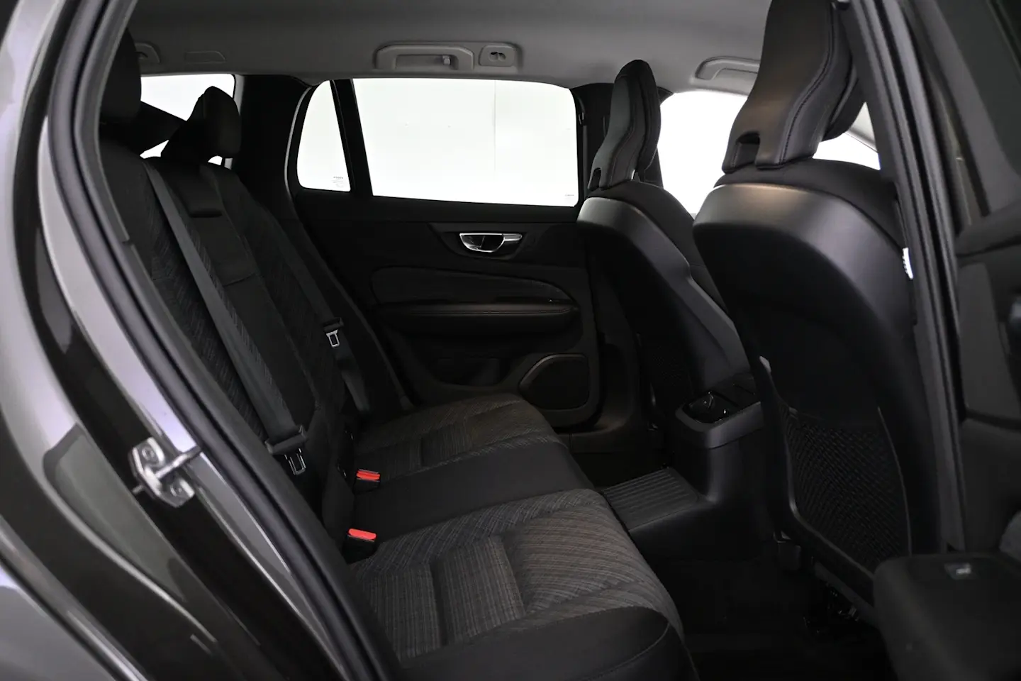 Car Image - CqILVMXiKZ7tTvpTEScW4