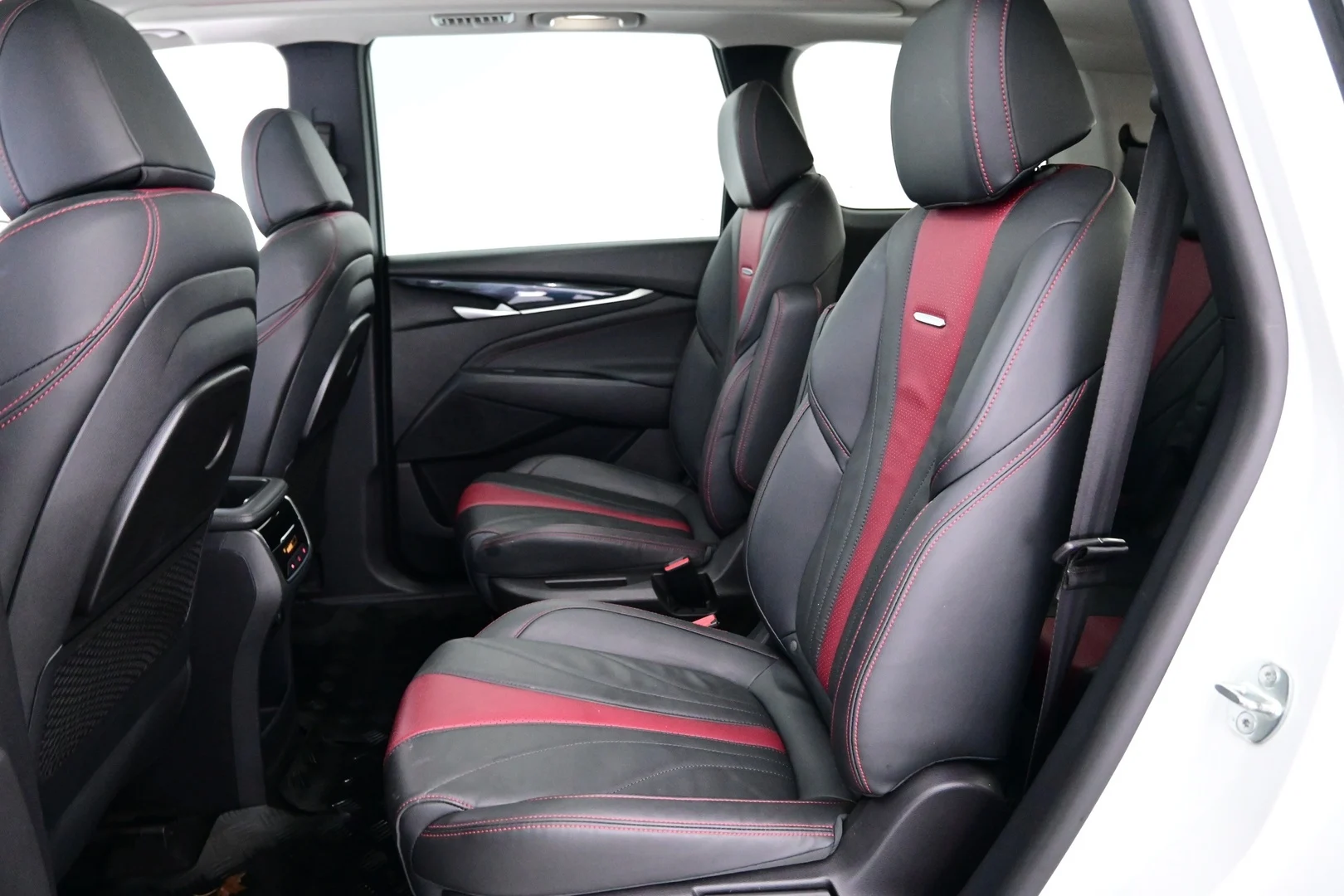 Car Image - 4ZXpKMmkuE9eV4jokXdKZn