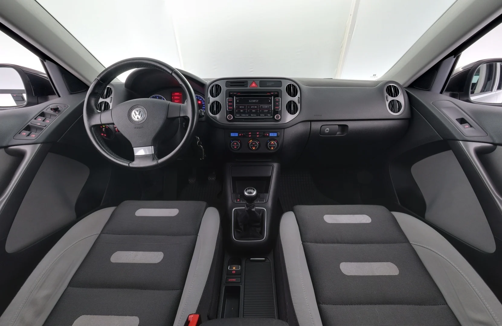Car Image - 3hNJswI7iwfv1pJ31u2EId