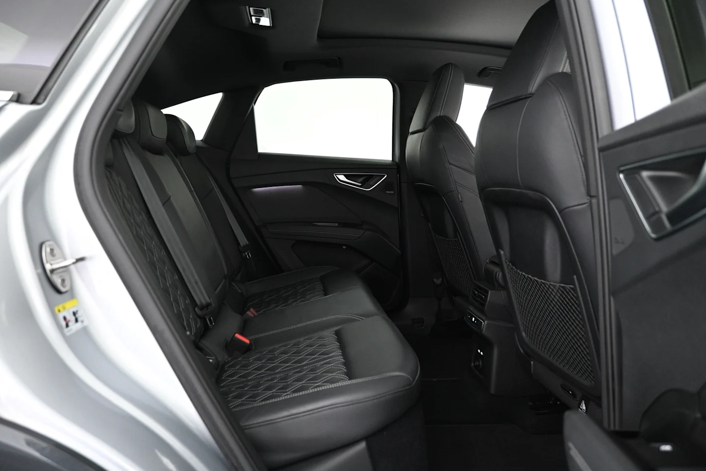 Car Image - q9WrH6Peld5pqYHBlf41l