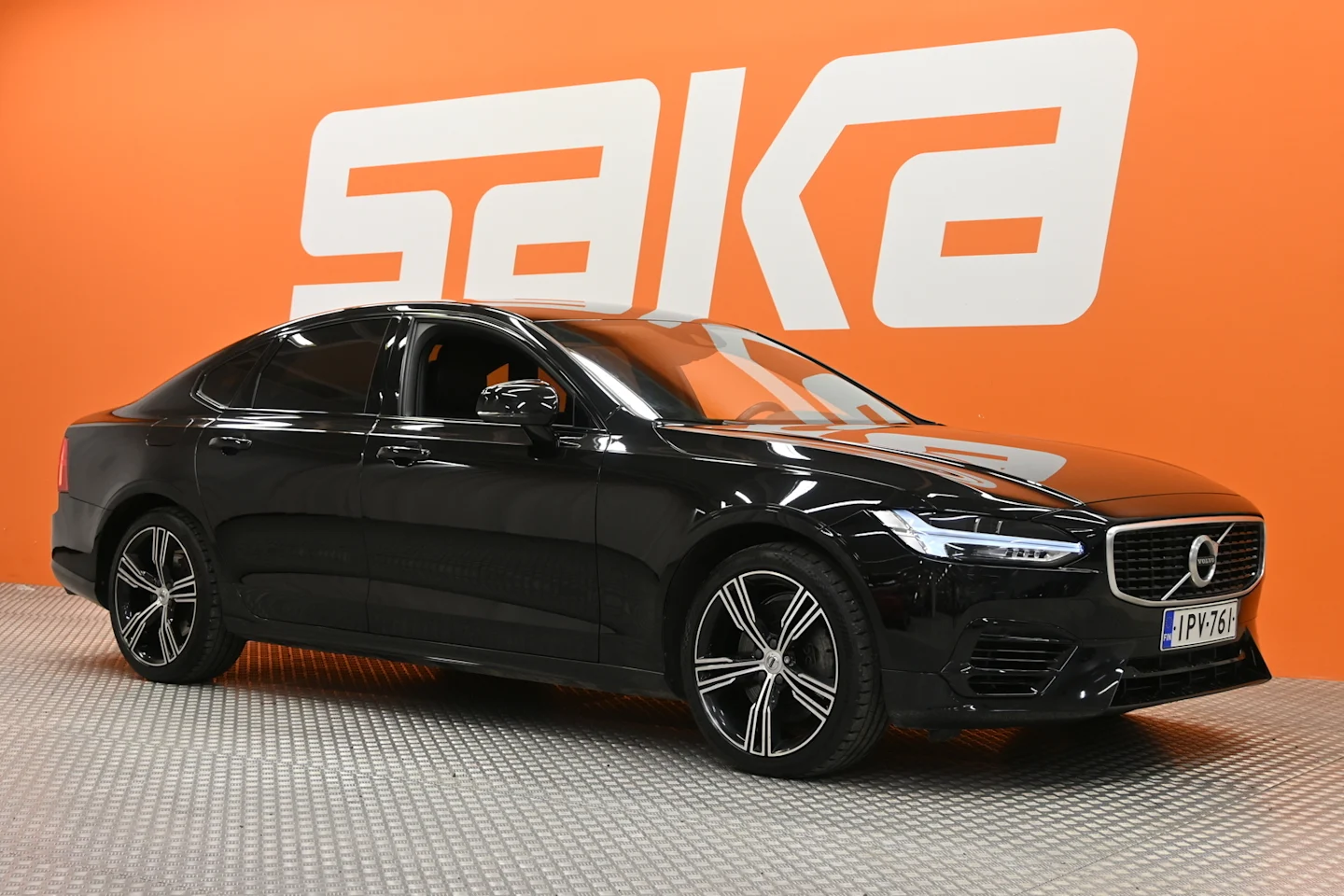 Car Image - 7uA1qSiMrZqz8cOSy1V6cZ
