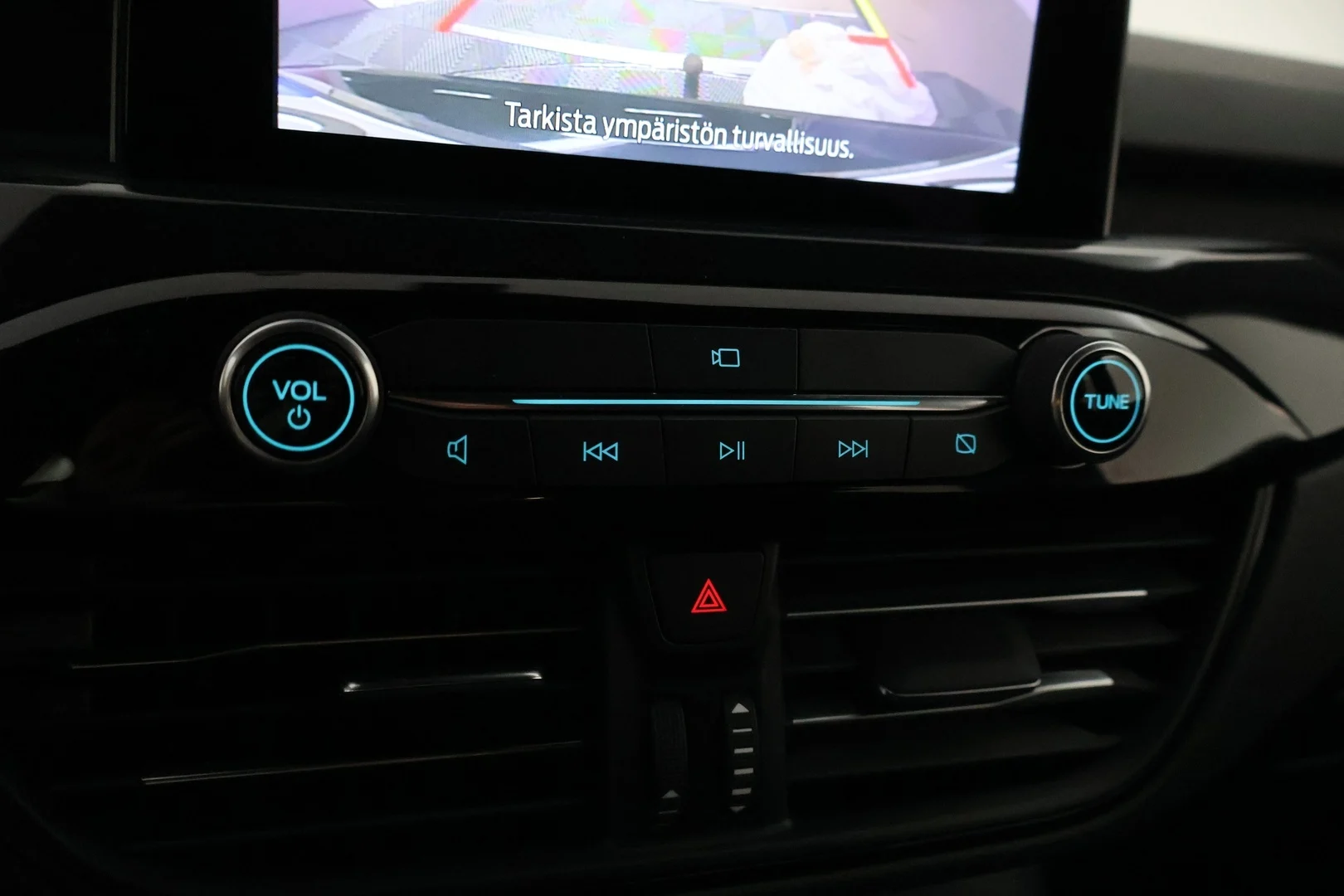 Car Image - JCiQcPJ7Qs1WlvgVR2L30