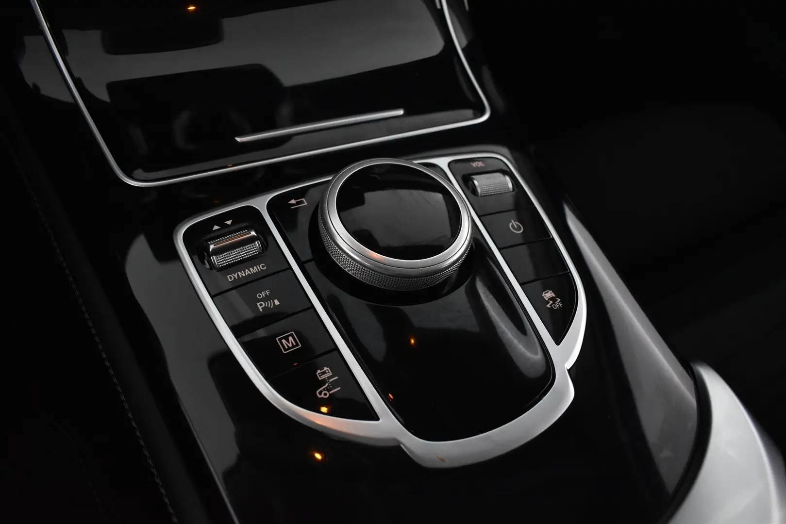 Car Image - 7pOHtxVqaz1Y5jkVuSrFdQ