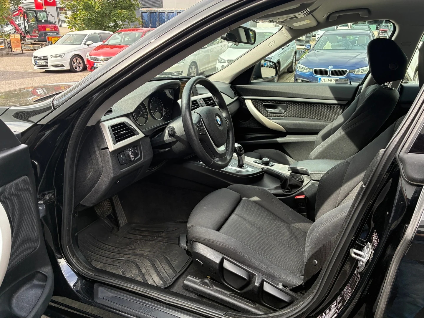 Car Image - 7tCZOFT3Z8YWqbGhLbmGOb