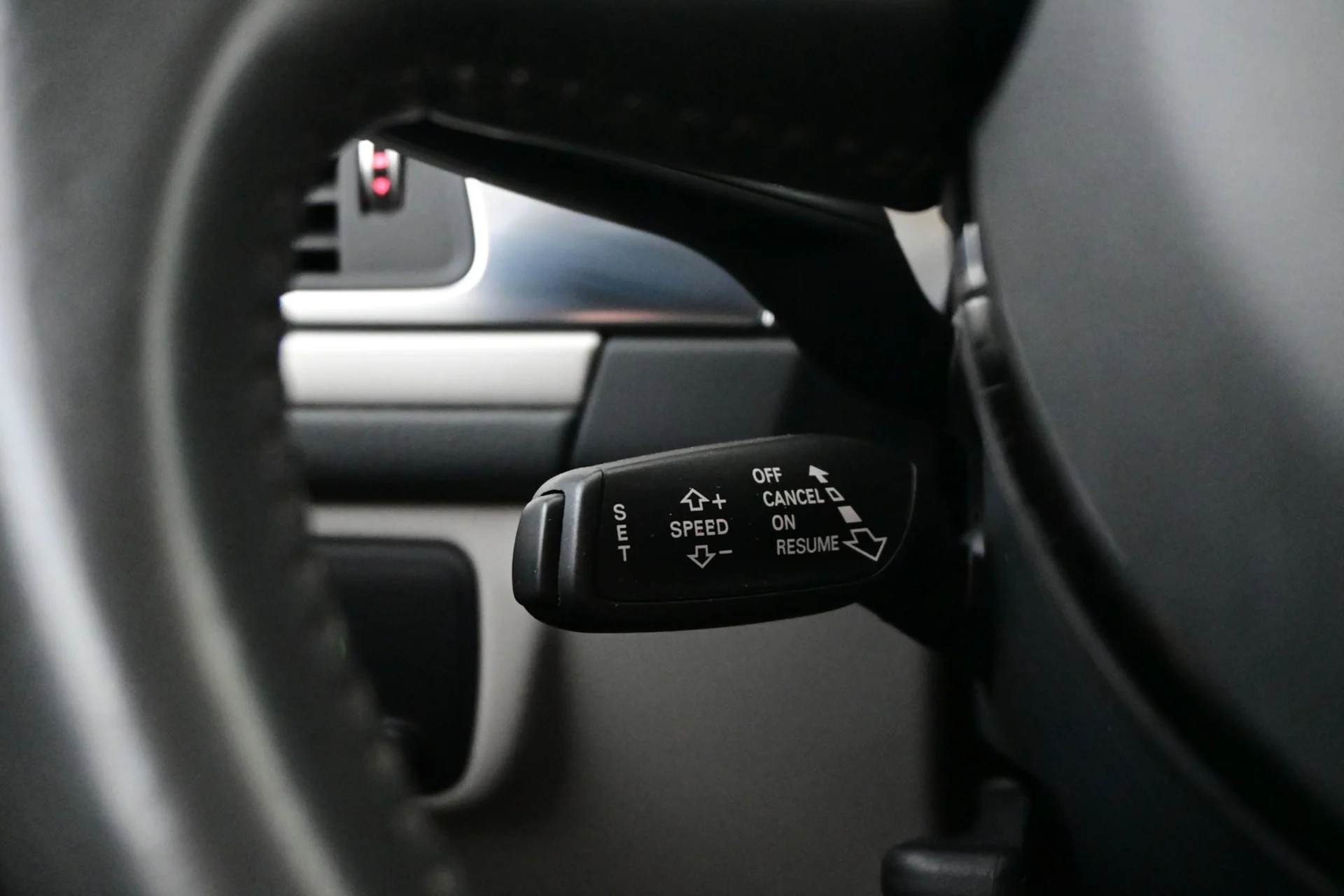 Car Image - MMvWnNa0pJZrQ0be1Kgzs