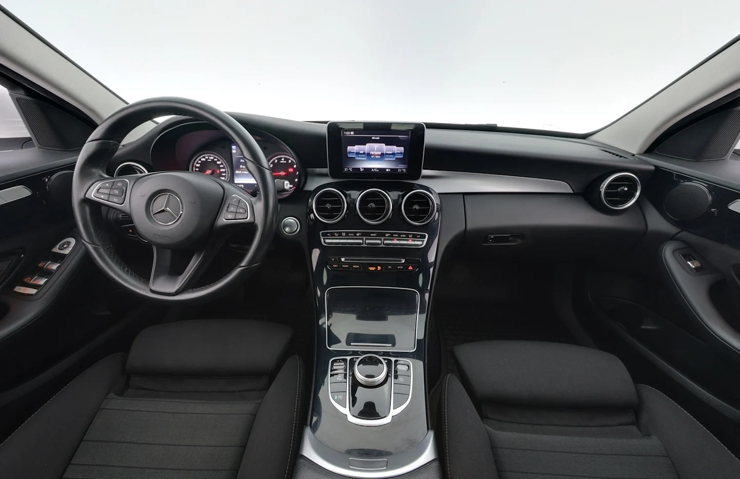 Car Image - OvwsuDmTUT99tNMYn9Ogp