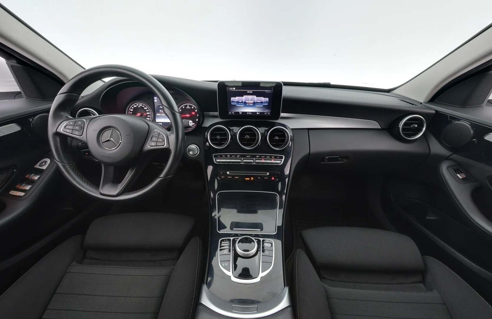 Car Image - OvwsuDmTUT99tNMYn9Ogp