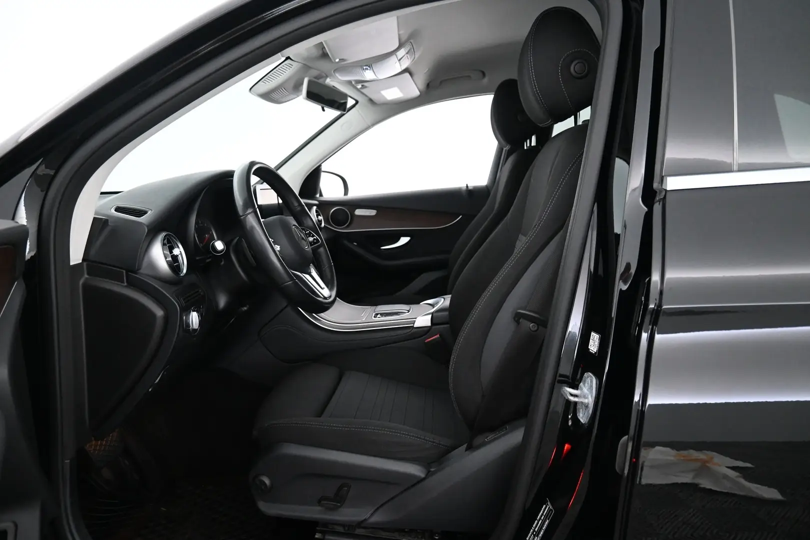 Car Image - 6dVAVa2QdXAyjtUO5Q7m2l