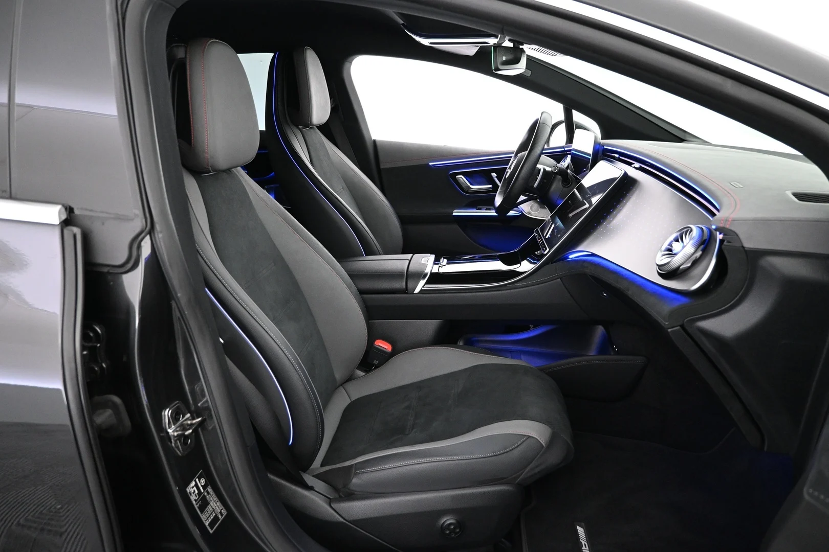 Car Image - 1fSHhl2IWDATuKNEFaLCXH