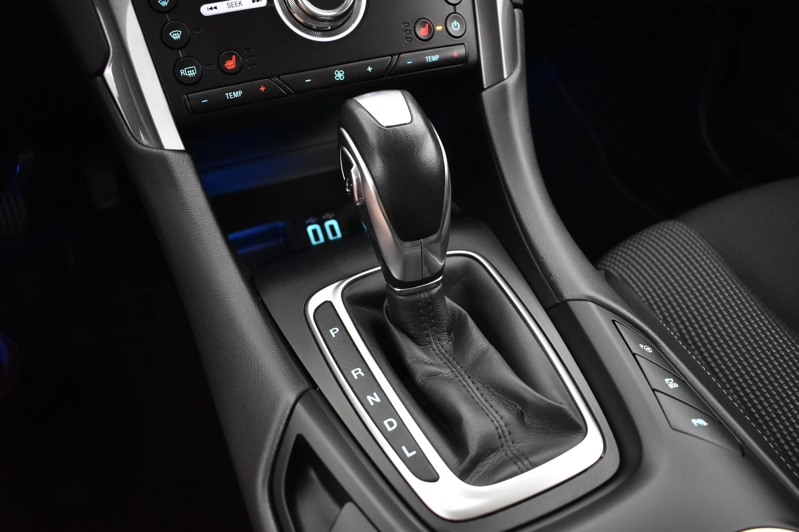 Car Image - Tc7tY3Fak7U3jUIq3E1d7