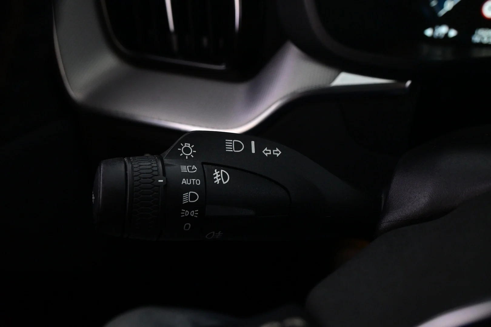 Car Image - 1ryjOsb4Gk4yoNz0EFVDvL
