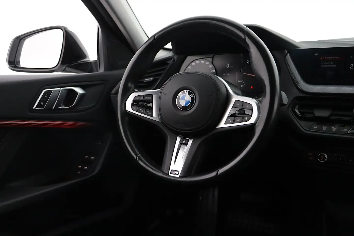 Car Image - 3NFLyRLOvOHHZrBj9xKKzH