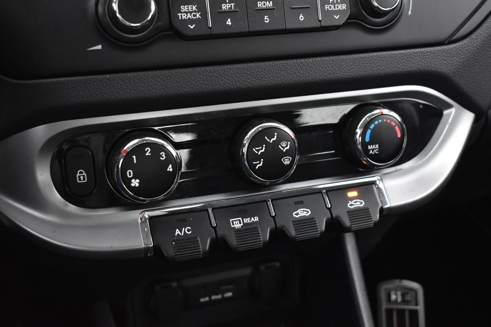 Car Image - 2jKfAKmScPBE3S6F2HcDD9