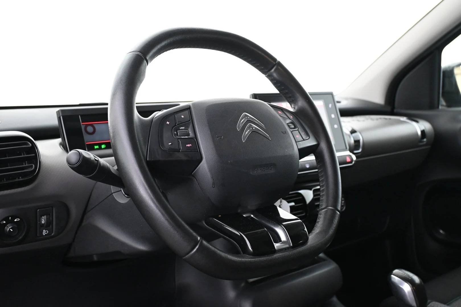 Car Image - 5HTzHsHzrSz0qX27bn0Ope