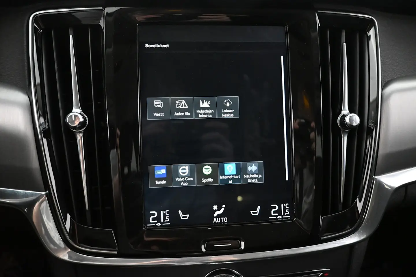 Car Image - 6XM8FwK8BGqBm8ARt7gH3M
