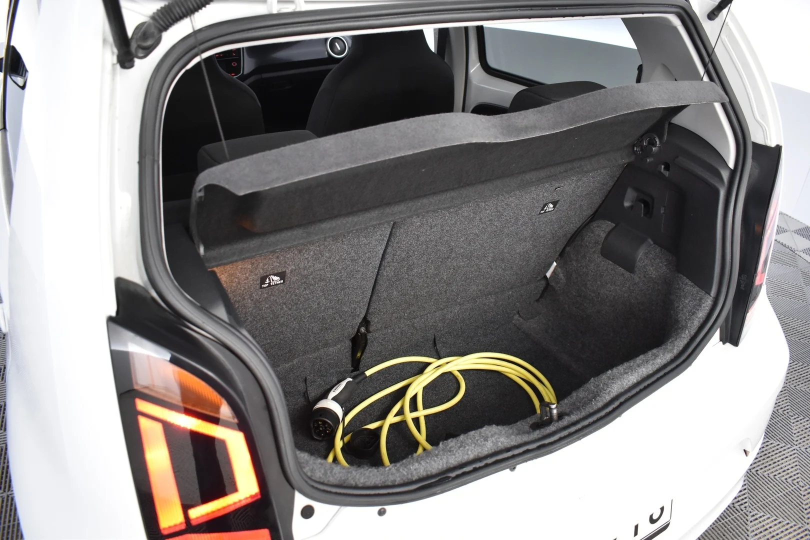 Car Image - 288PCnaHprjhzyIu9S1jRl