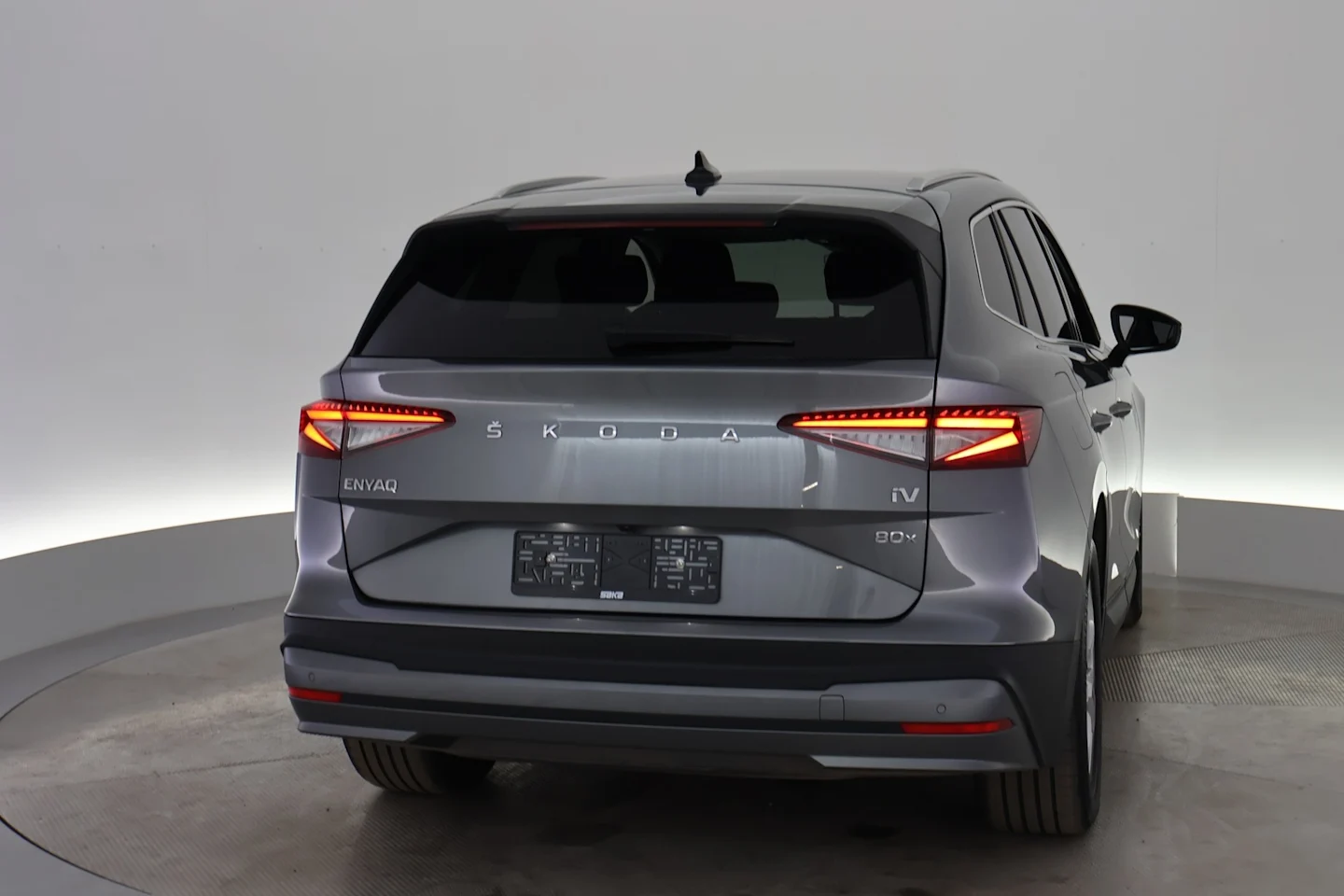 Car Image - 2k1pmQ7k6hpb9GOthuIof7